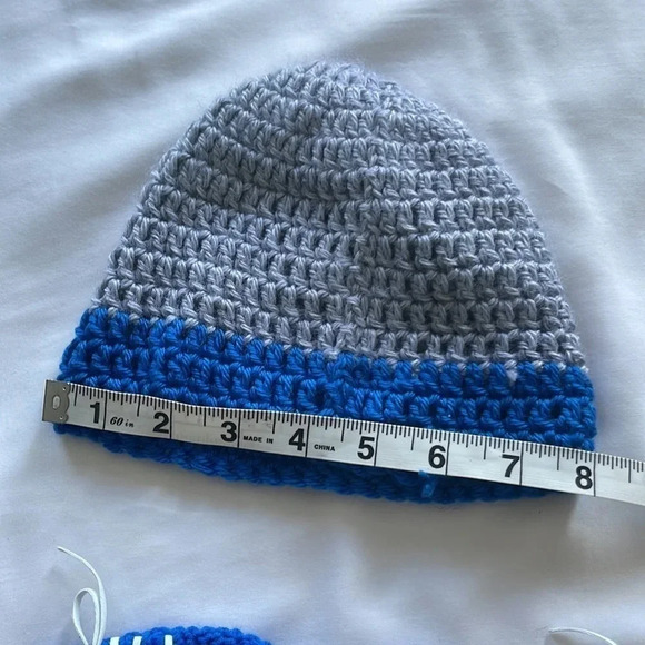 Kids  Custom Knit Hat and Booties - Picture 5 of 7